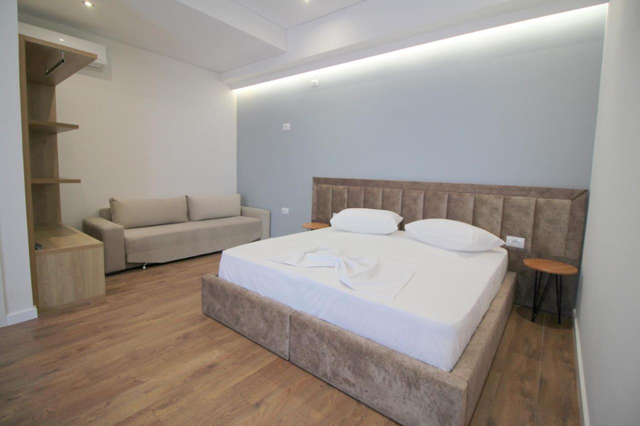 Juer Hotel Bajkaj Exterior foto